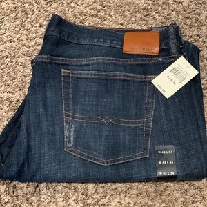 Brand New Mens Lucky Brand Jeans. 455 Relaxed Boot fit.